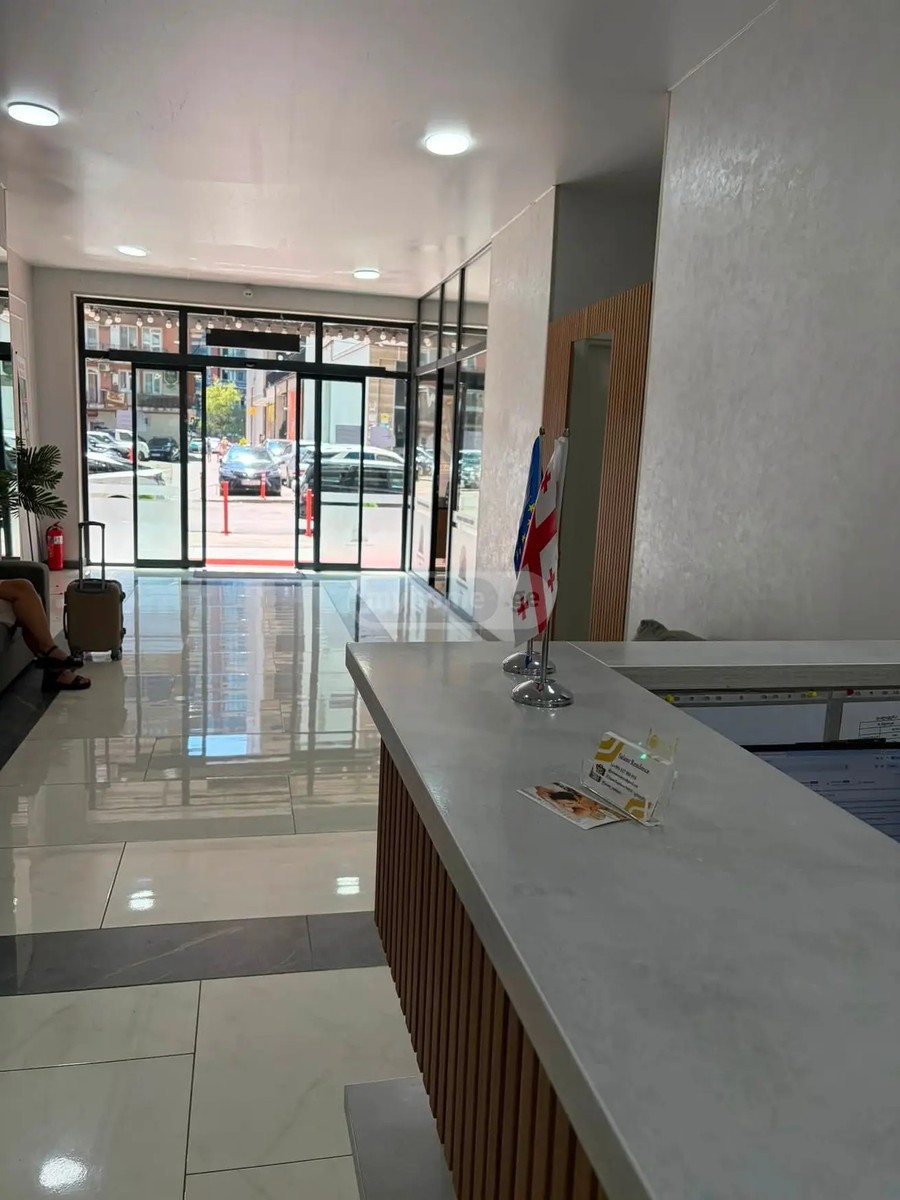 ანგისის 3 ჩიხი 8ა - 3 rooms