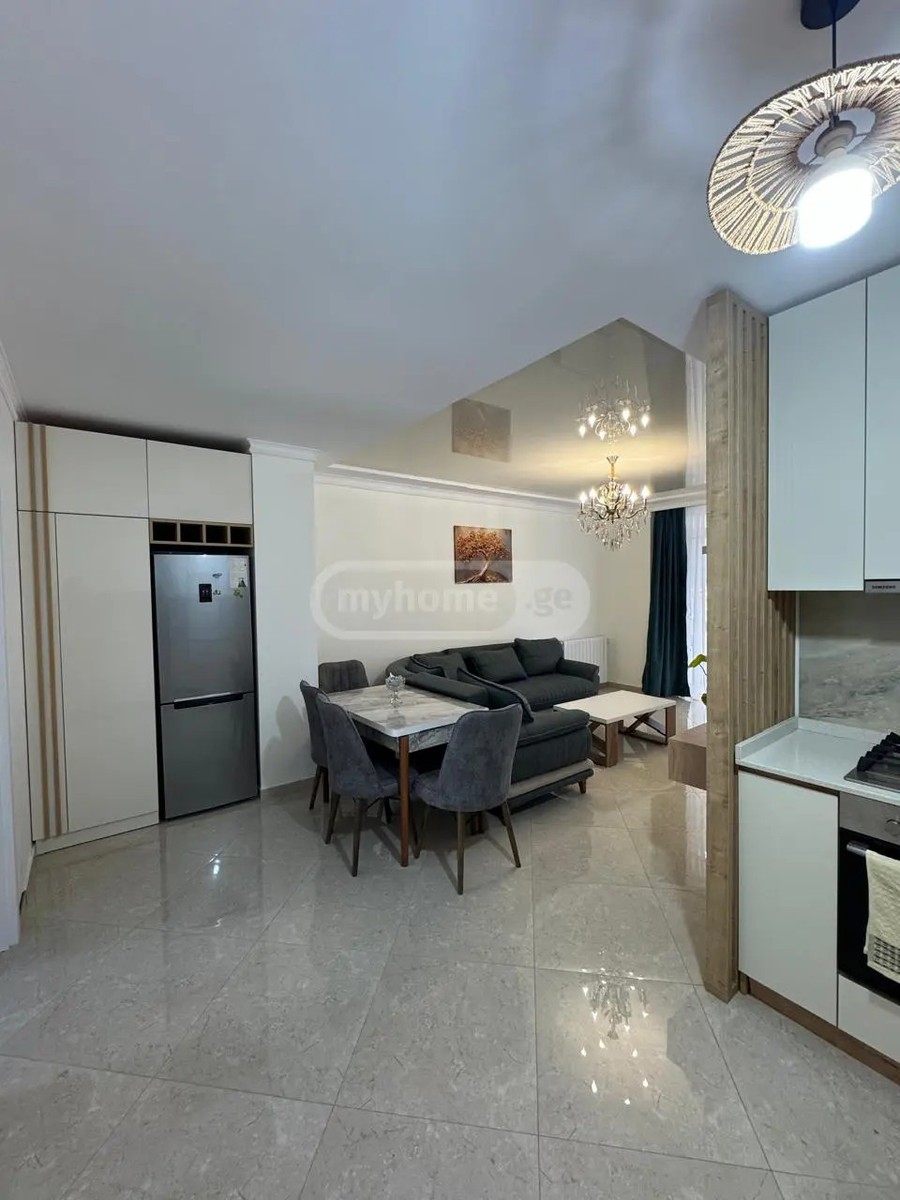 ანგისის ქ. 46 - 3 rooms