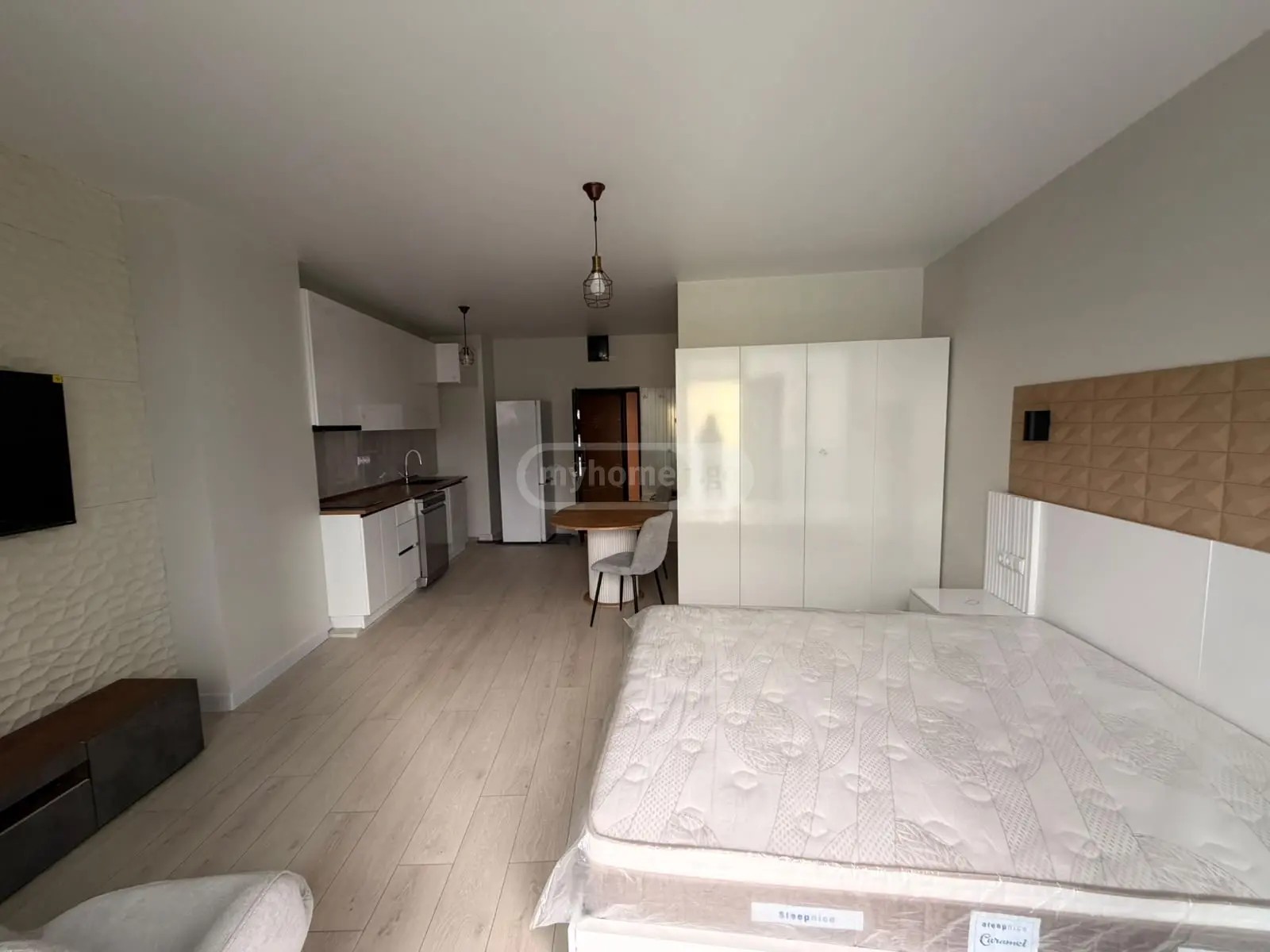 კაჩინსკი ლ. და მ. ქ. 1 - 2 rooms