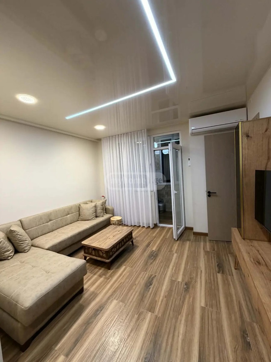 ქეთევან წამებულის ქ. 43 - 3 rooms