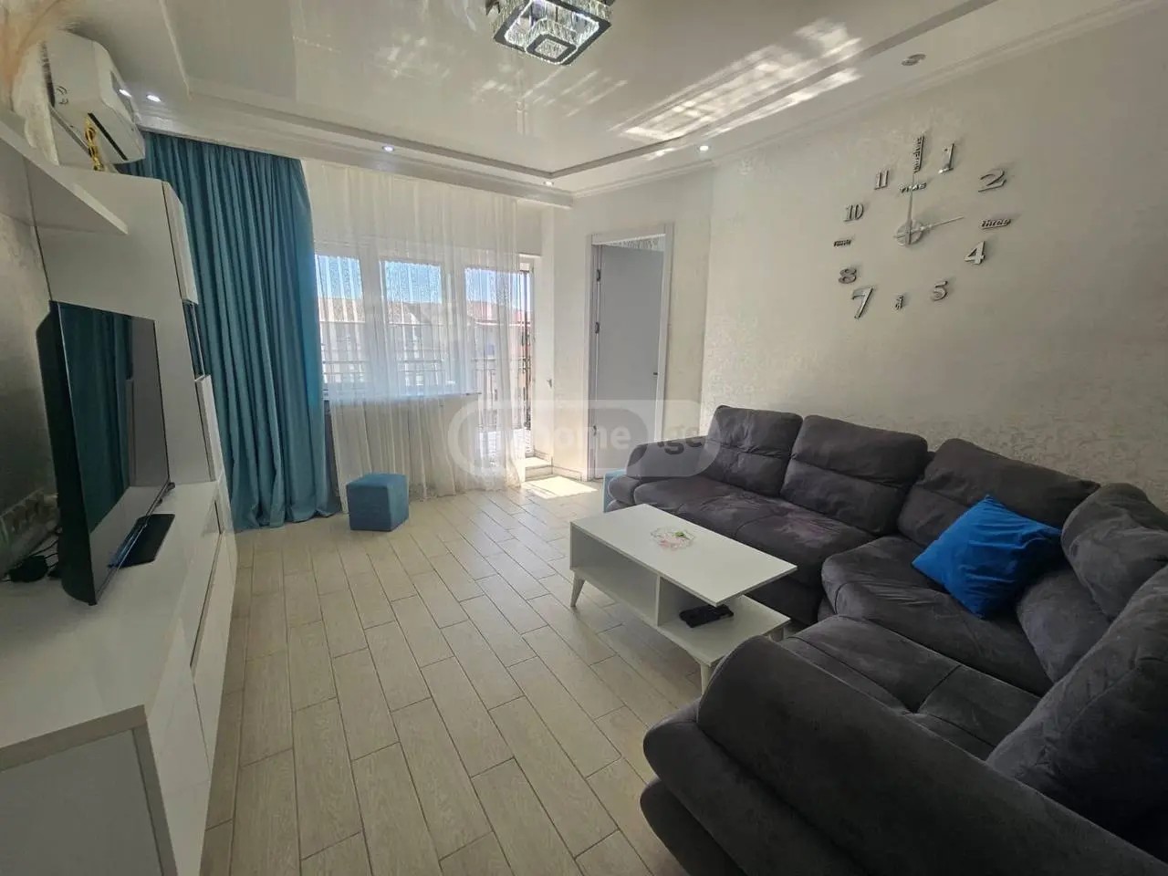 ხიმშიაშვილი შ. ქ. 37 - 3 rooms