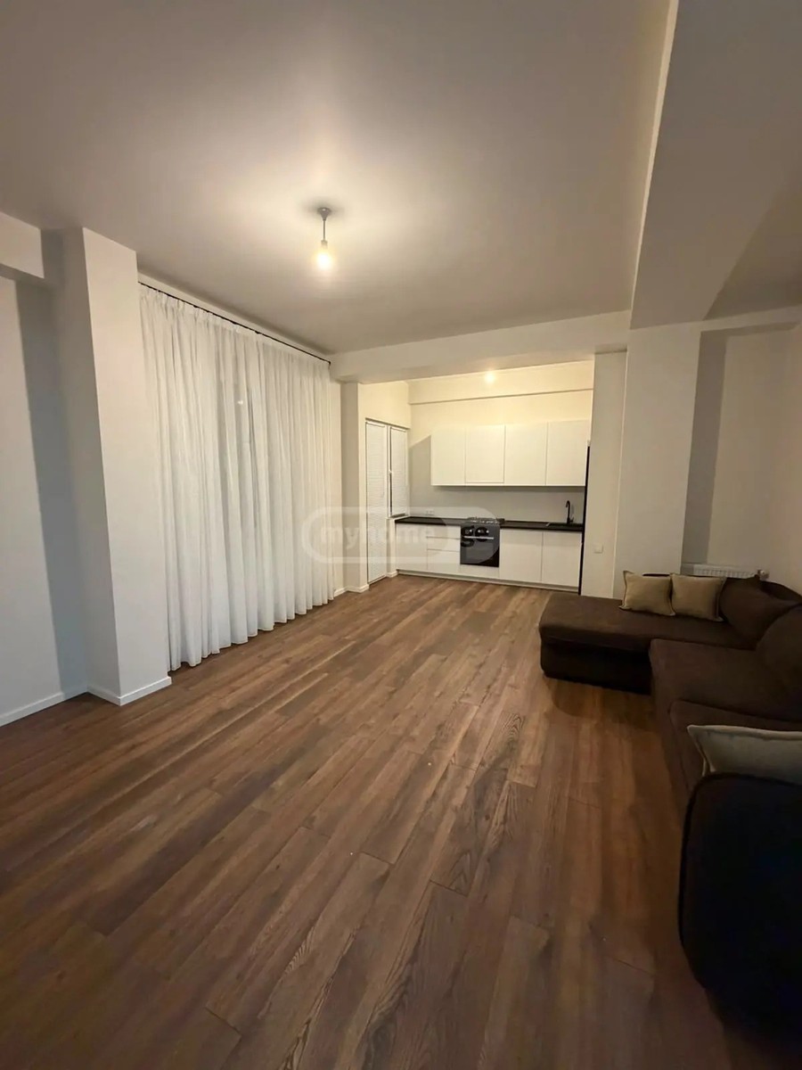 ამაშუკელი ე. ქ. 24 - 5 rooms