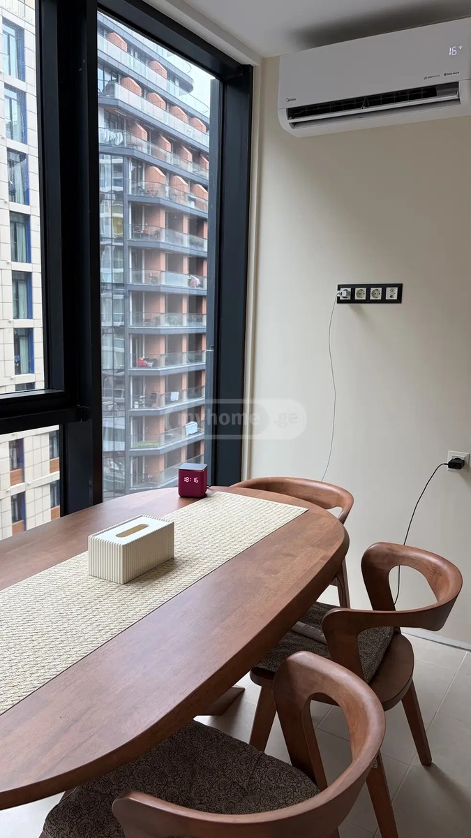 ნიჟარაძე რ. ქუჩა 18 - 1 rooms