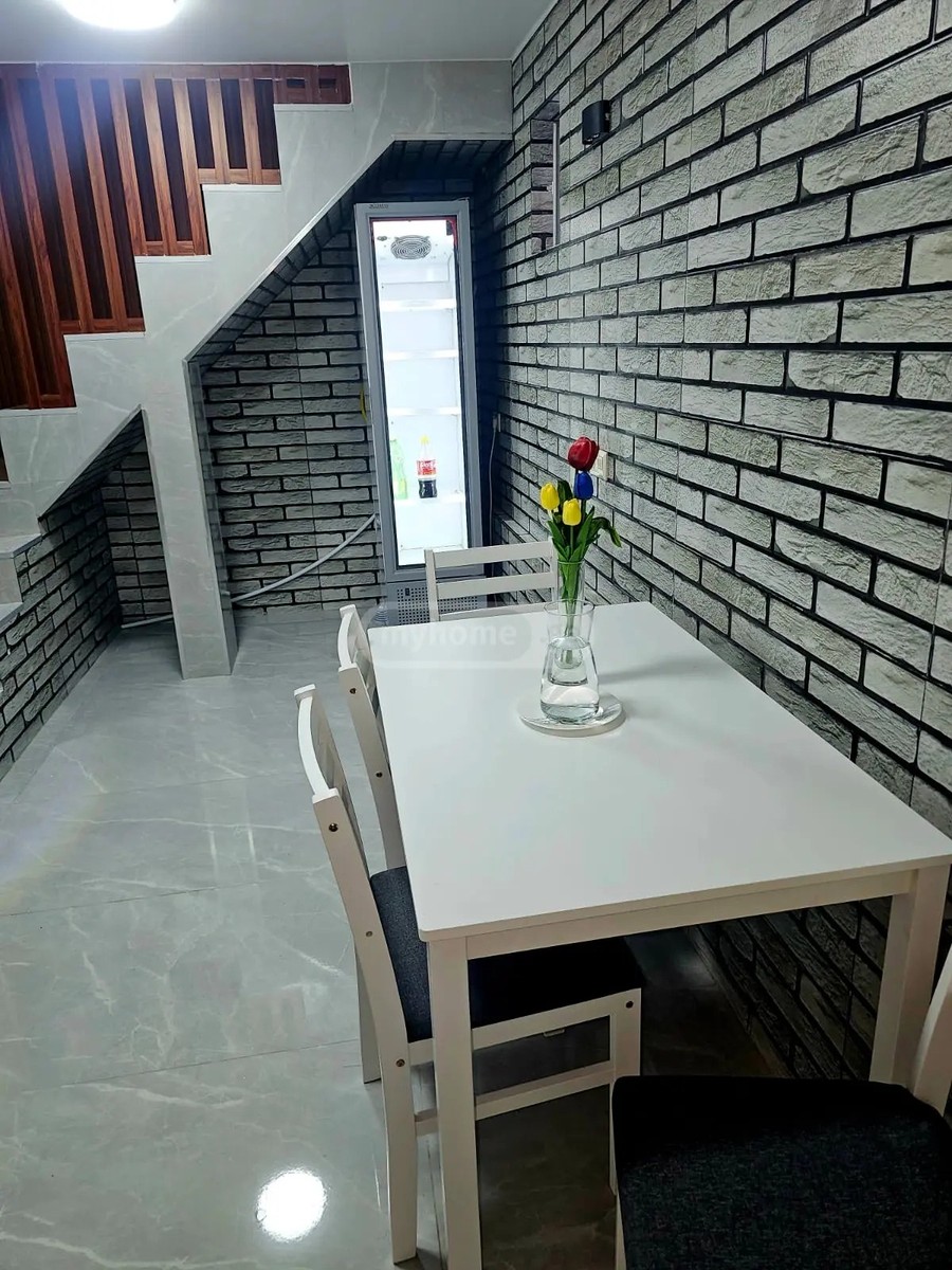 კომახიძე მ. ქ. 113 - 2 rooms