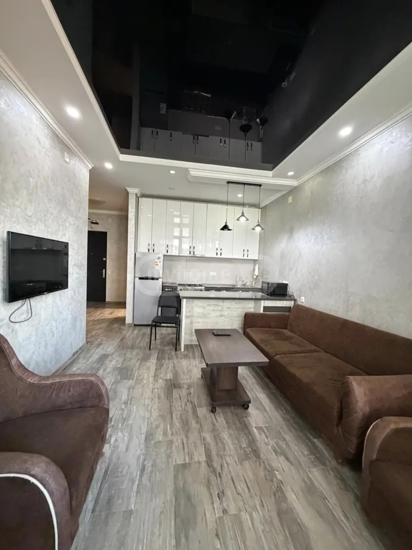 აბუსერიძე ტ. ქ. 5 - 2 rooms