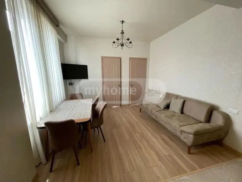 ვეფხისტყაოსნის ქ. 28 - 3 rooms