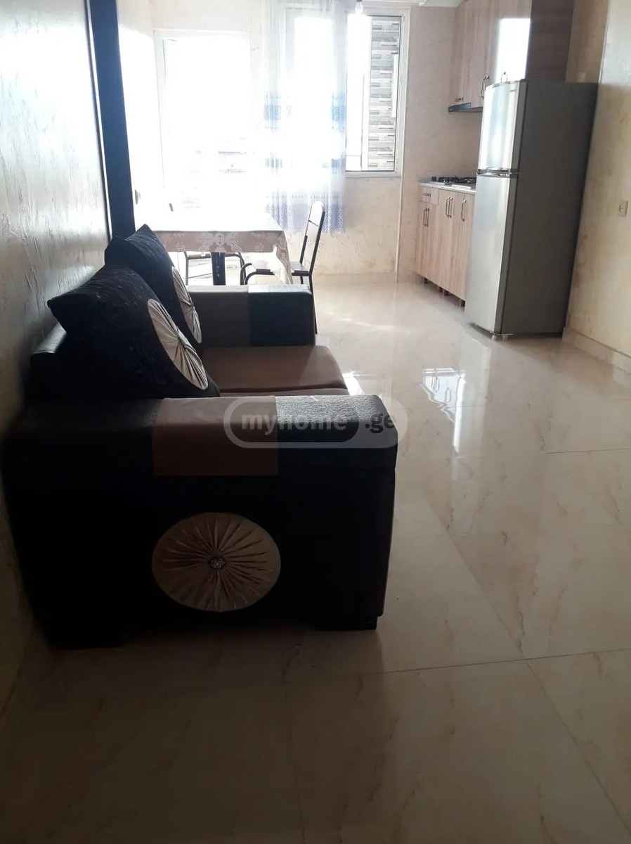 ჯავახიშვილის ქ. 72 - 3 rooms