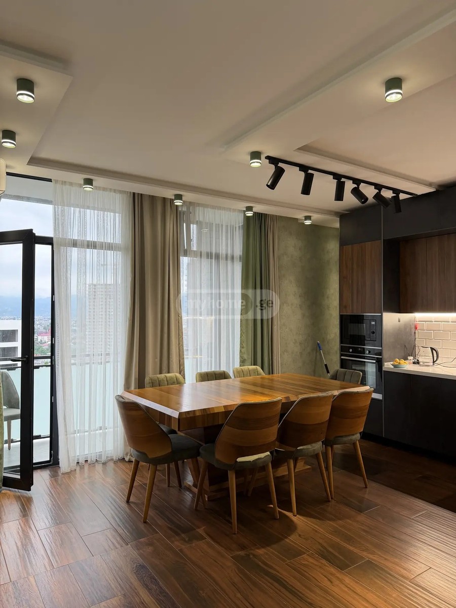 ანგისის 3 ჩიხი 8 - 3 rooms