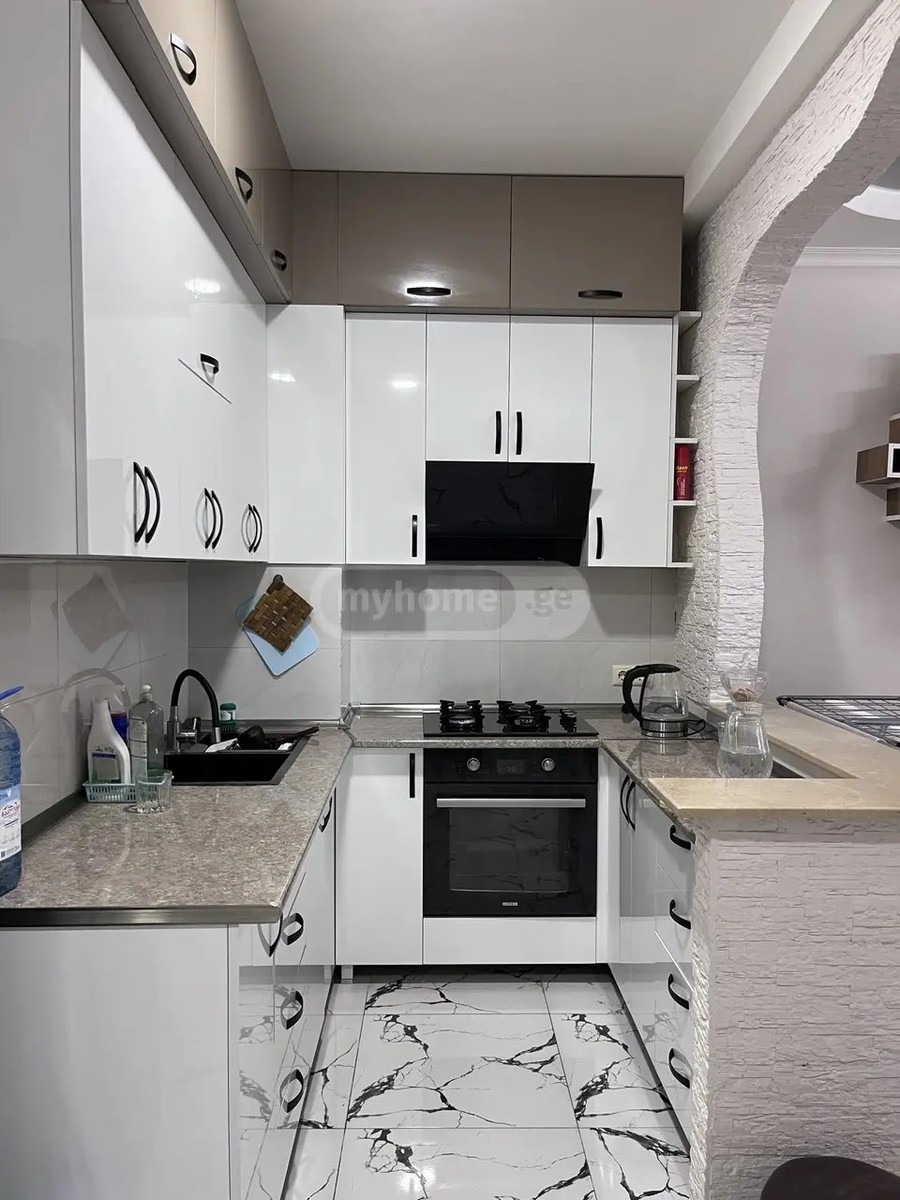 ლერმონტოვი მ. ქუჩა 71 - 3 rooms