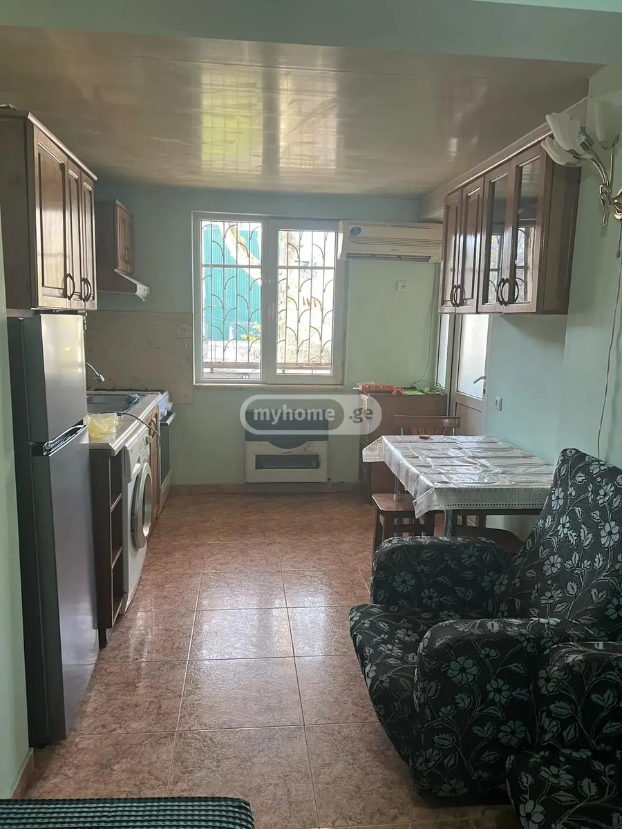 ჭავჭავაძის გამზ.  - 3 rooms