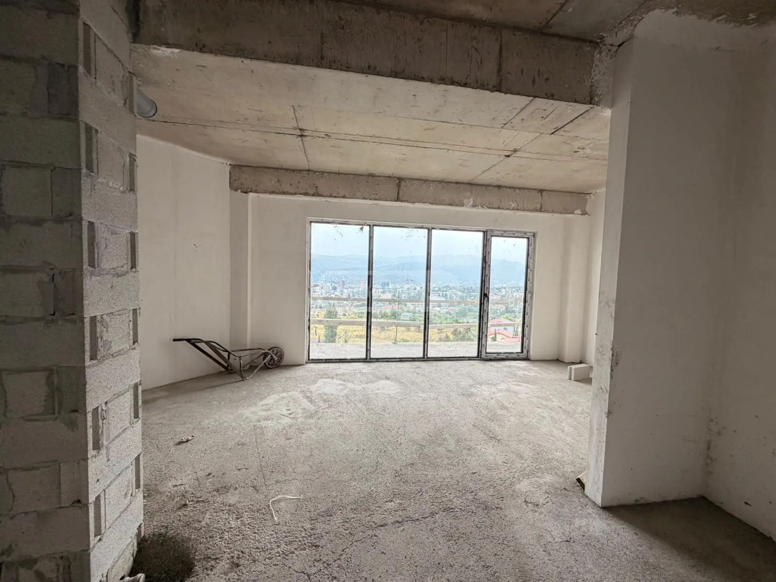 მუსხელიშვილი ნ. ქ. 12 - 4 rooms
