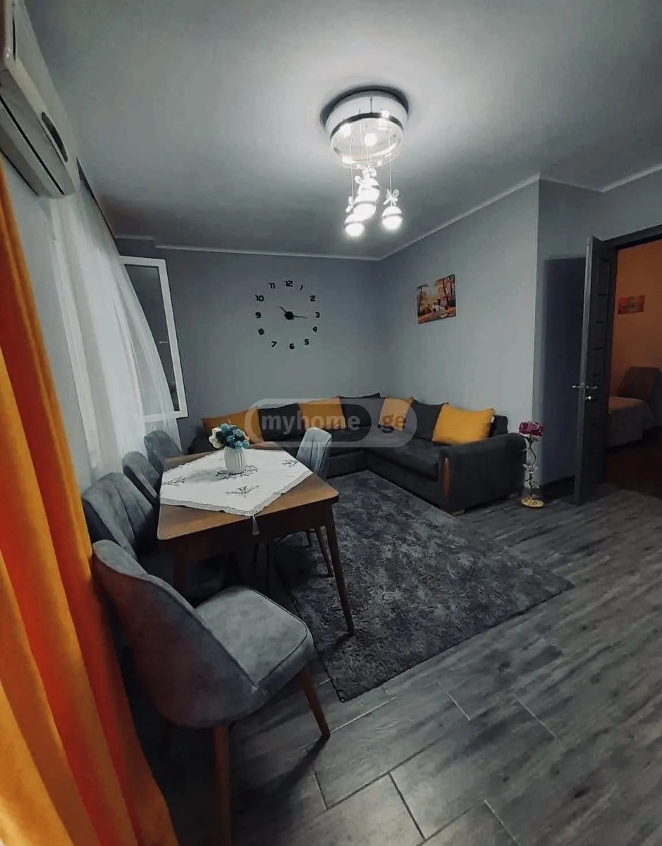 ბაგრატიონი პ. შეს. 156 - 3 rooms