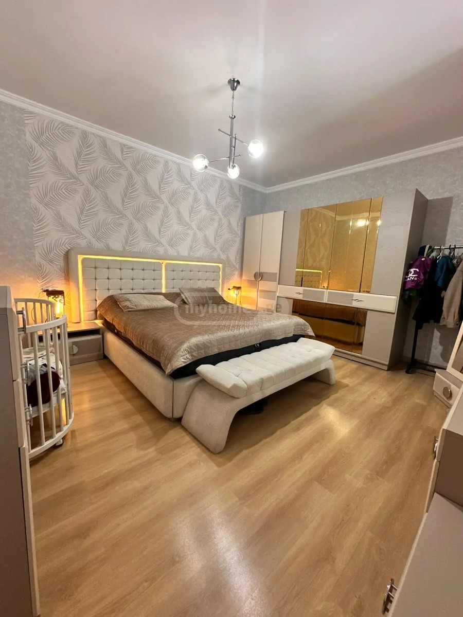 თამარის ქუჩა  - 5 rooms