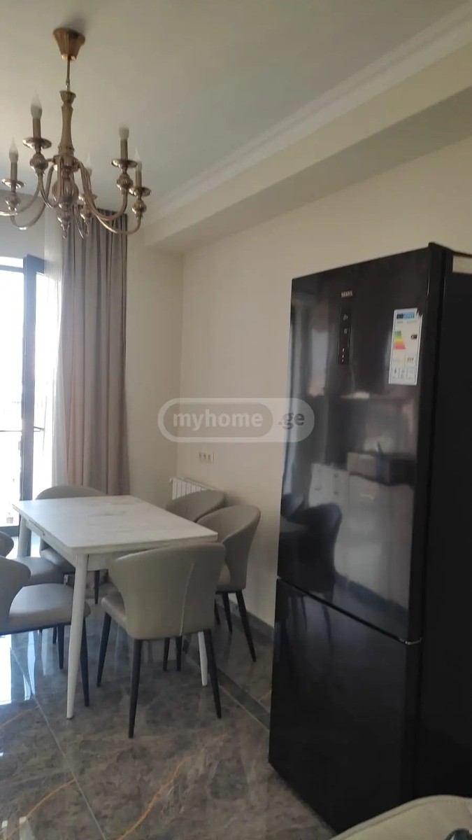 26 მაისის ქ. 13 - 3 rooms