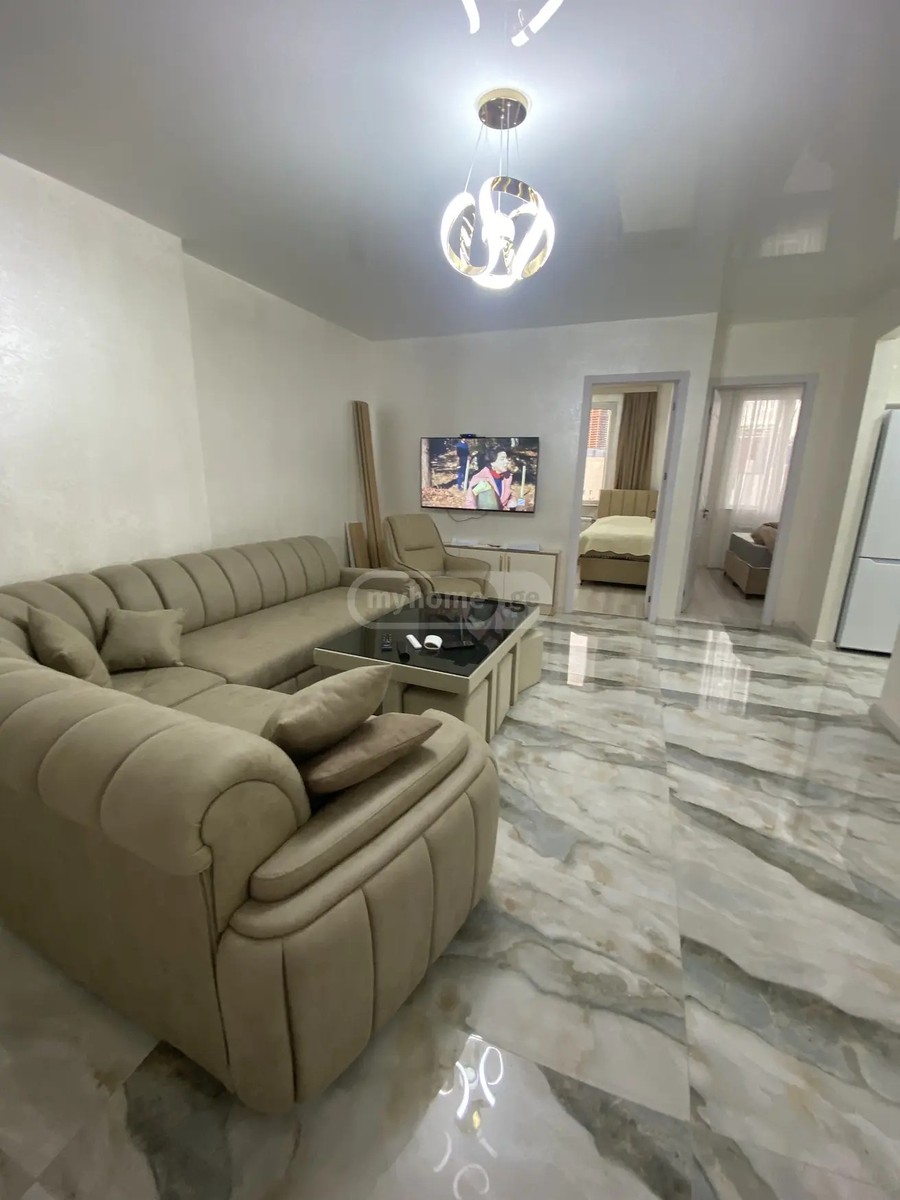 აღმაშენებლის ქ. 1 - 3 rooms