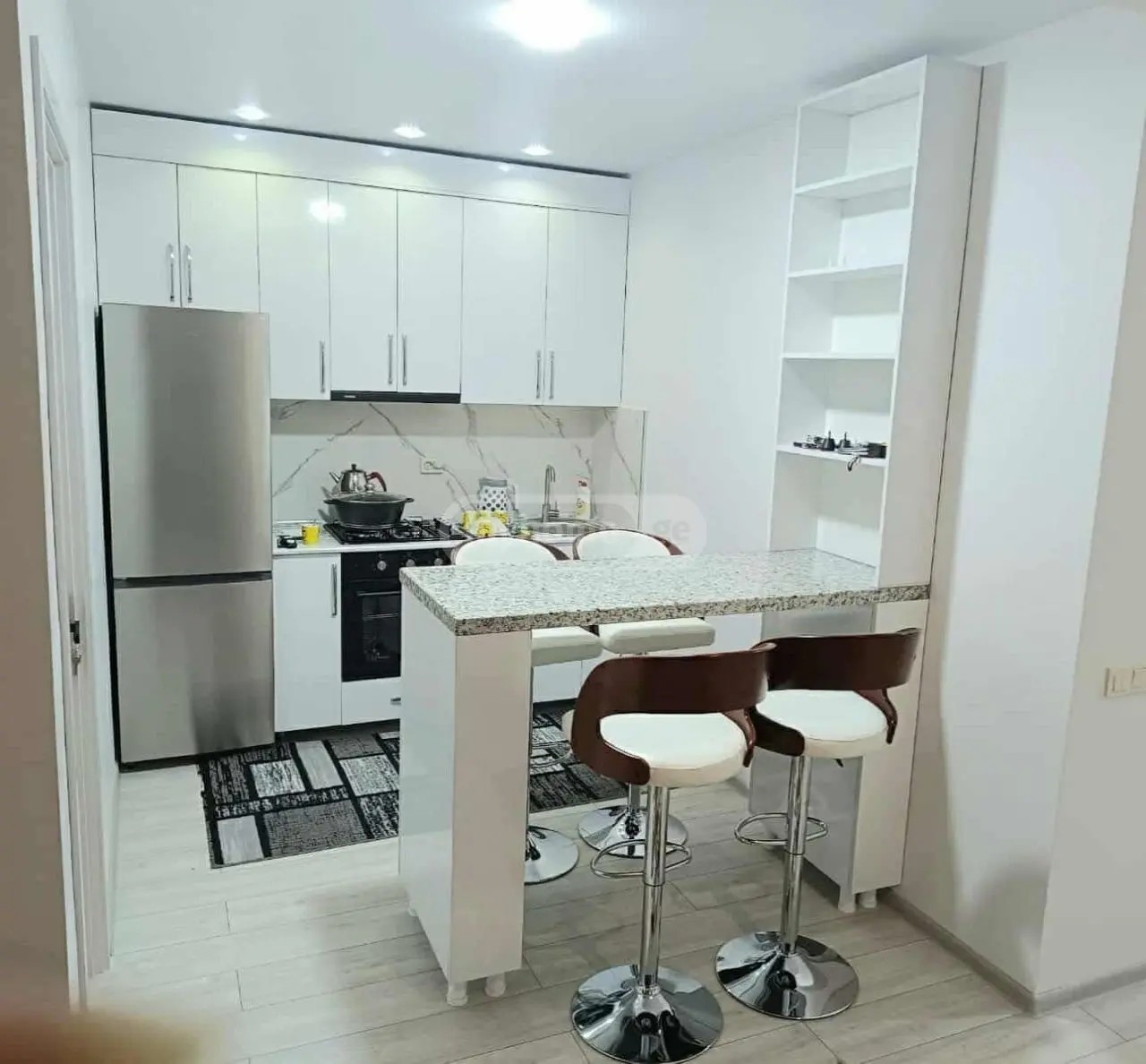 აღმაშენებლის ქ. 1 - 3 rooms