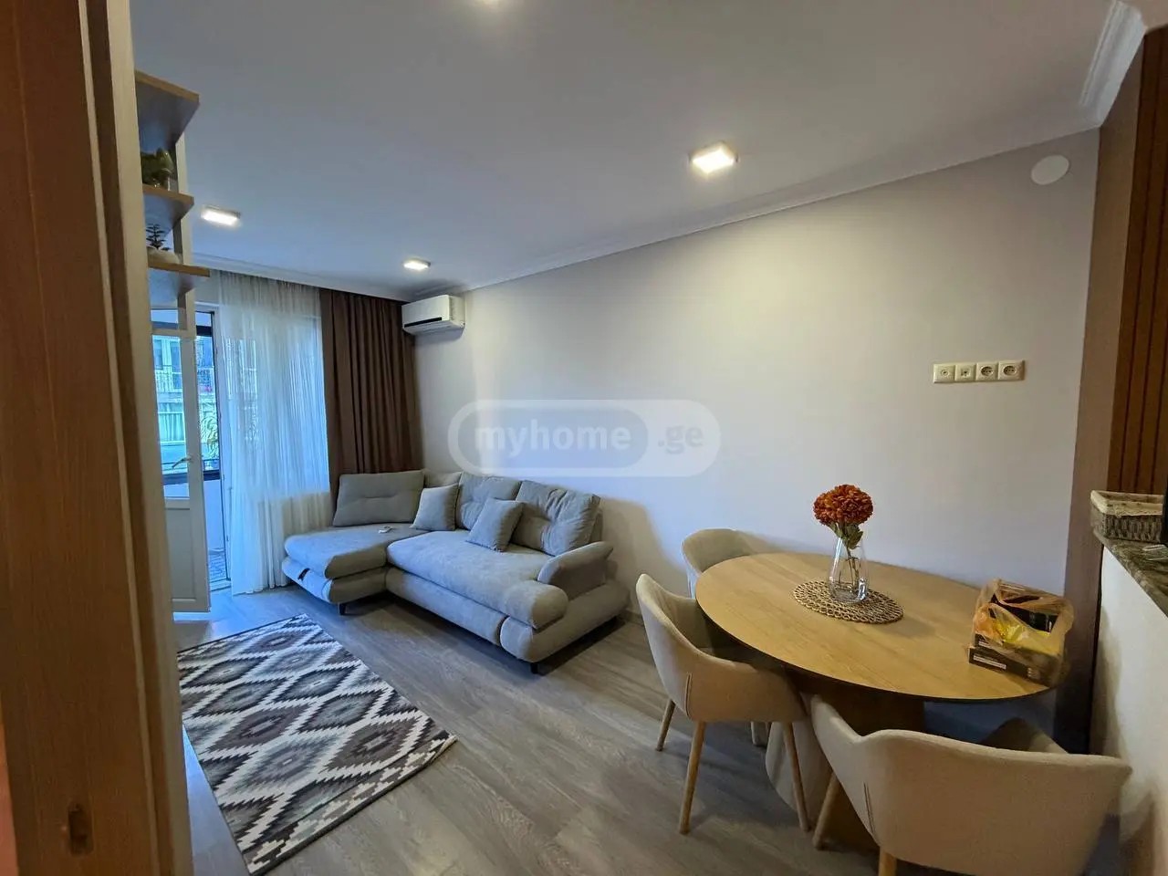 აბაშიძე ჰ. ქ. 10 - 2 rooms