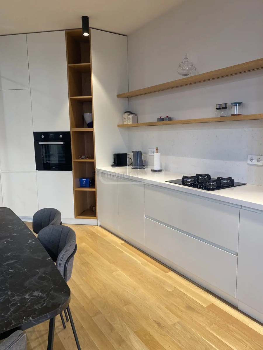 ჭავჭავაძე ი. გამზირი 82 - 3 rooms