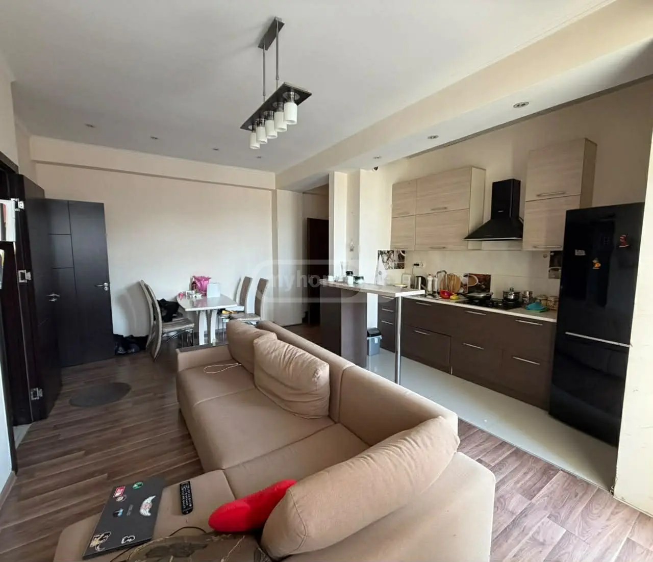 ხატაეთის ქ. 48 - 2 rooms