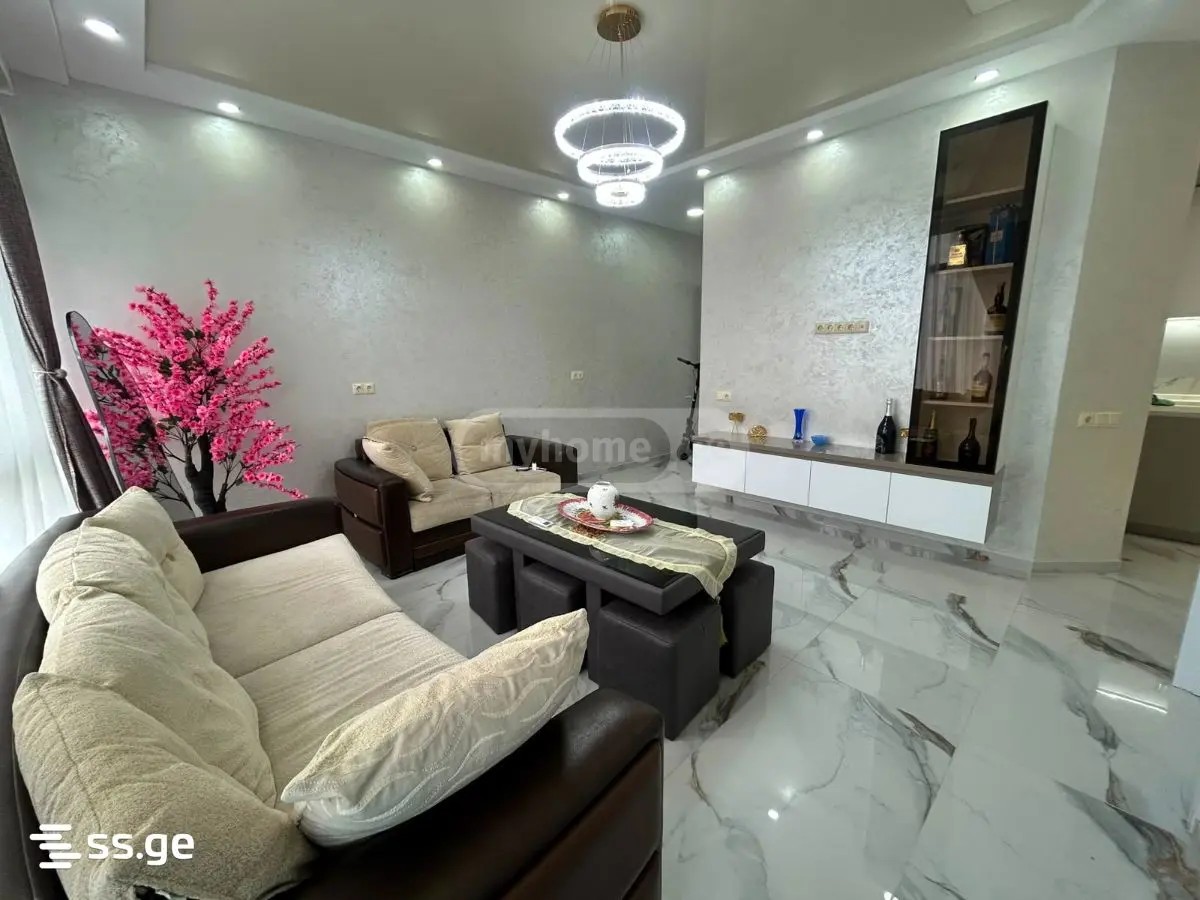 ანგისის 3 ჩიხი  - 3 rooms