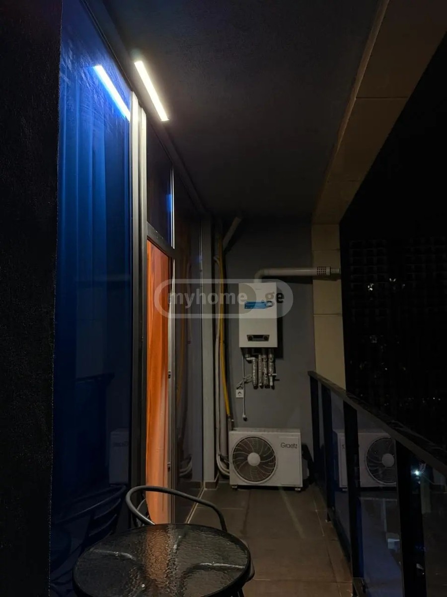 ანგისის 3 ჩიხი 8 - 2 rooms