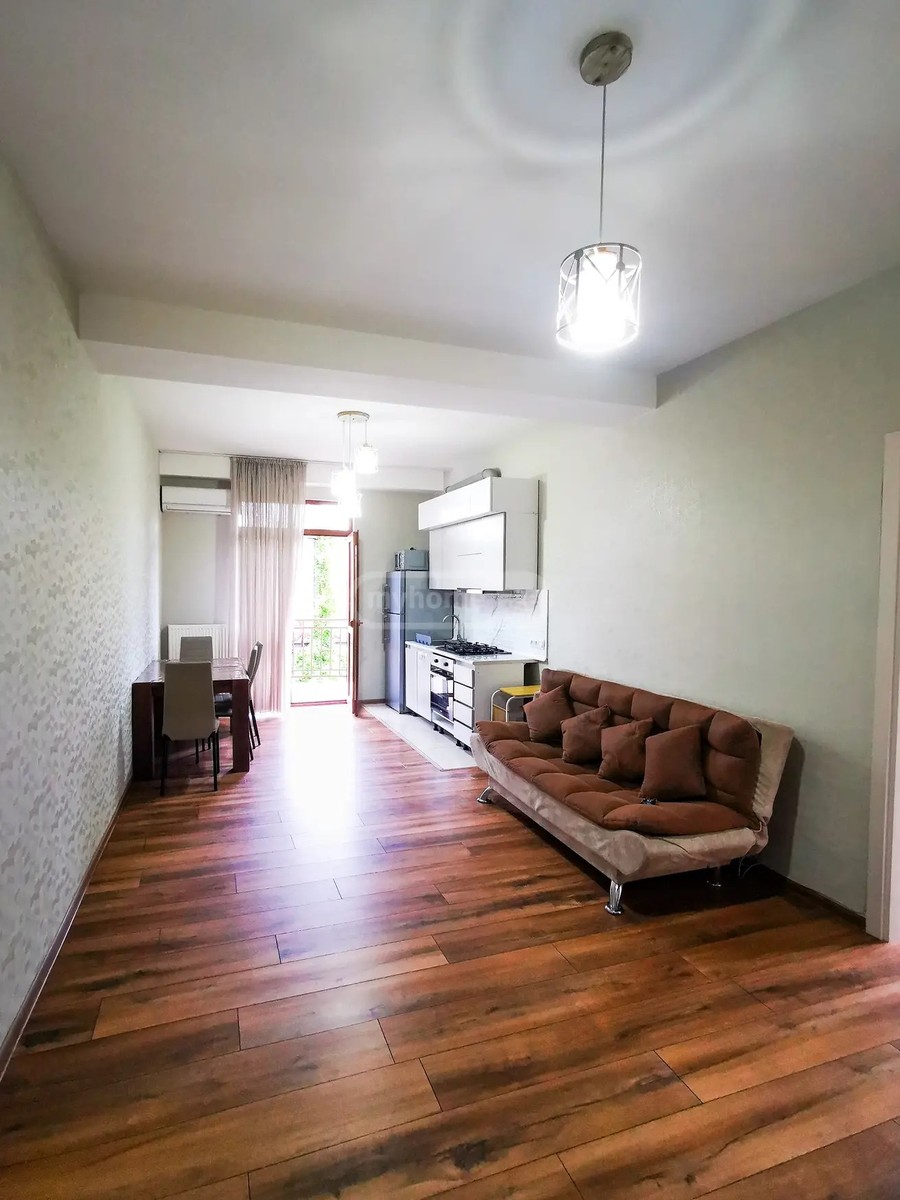 ჭოველიძის ქ. 6 - 2 rooms