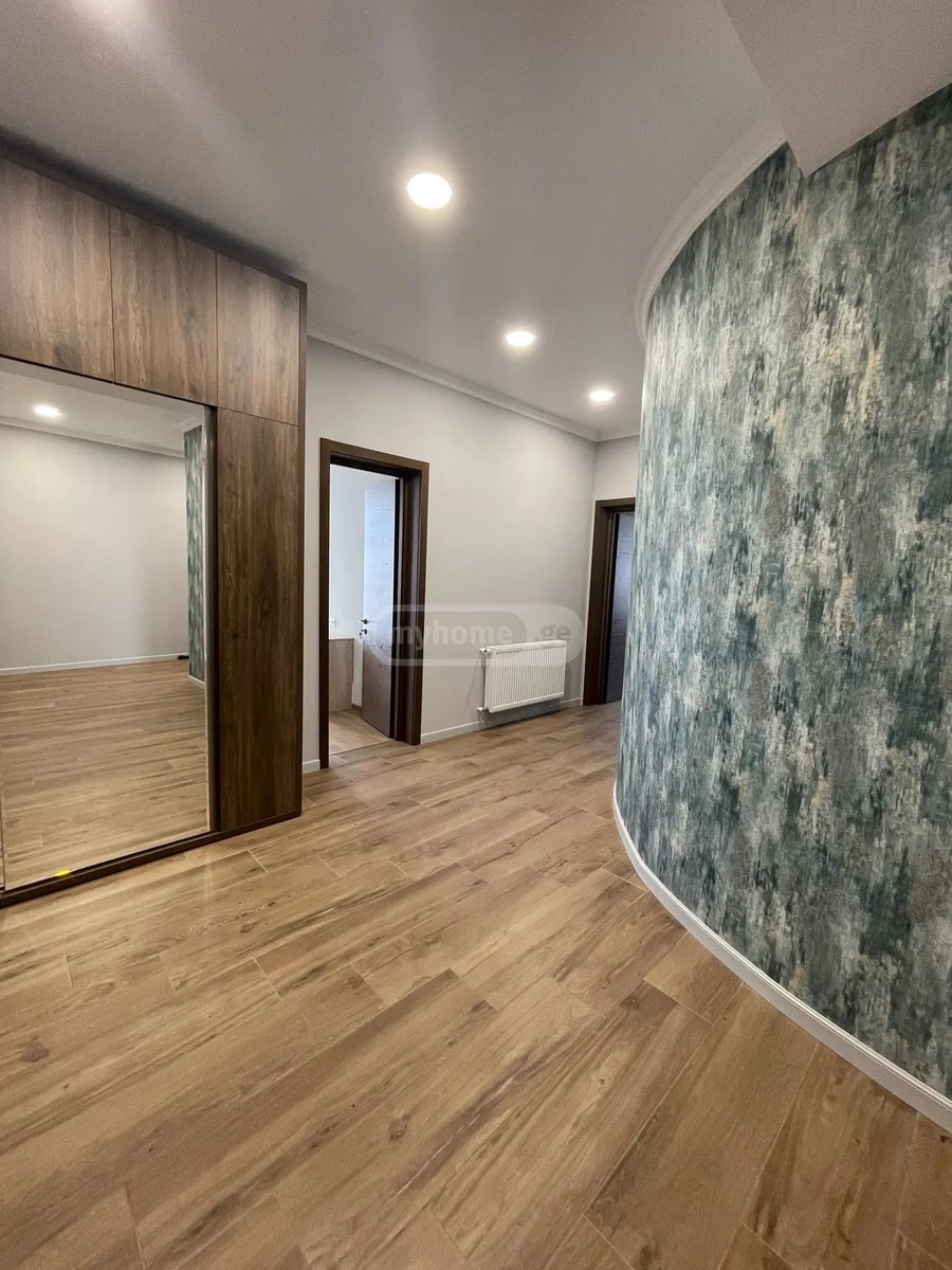 კვერნაძე ბ. ქ. 9 - 5 rooms