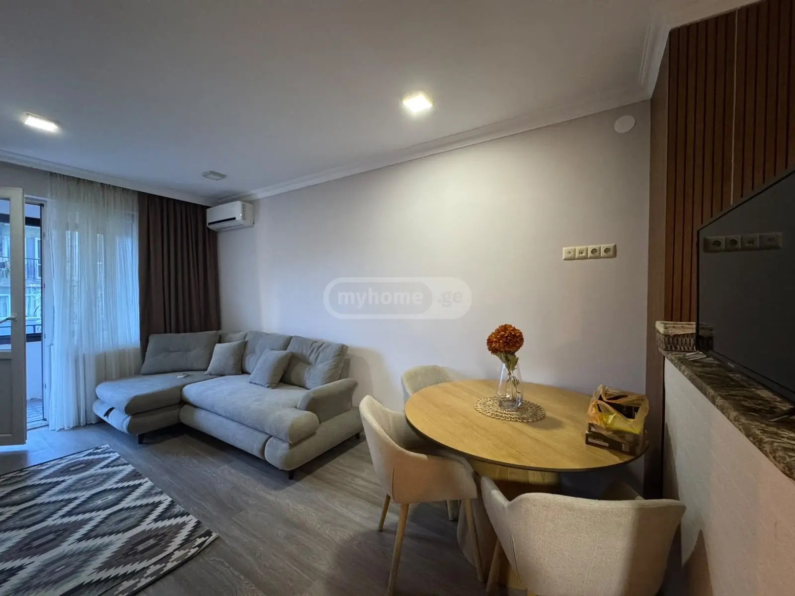 აბაშიძე ჰ. ქ. 10 - 2 rooms