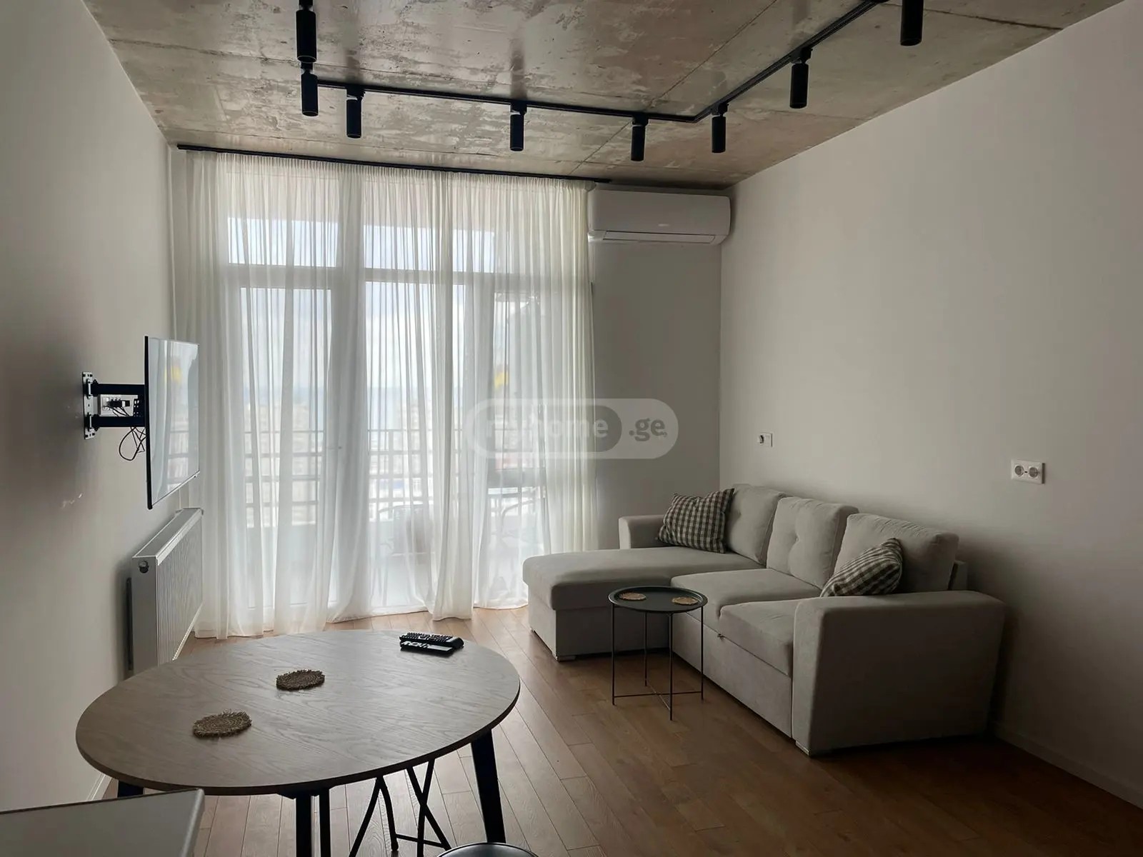 აბუსერიძე ტ. ქ. 5 - 3 rooms