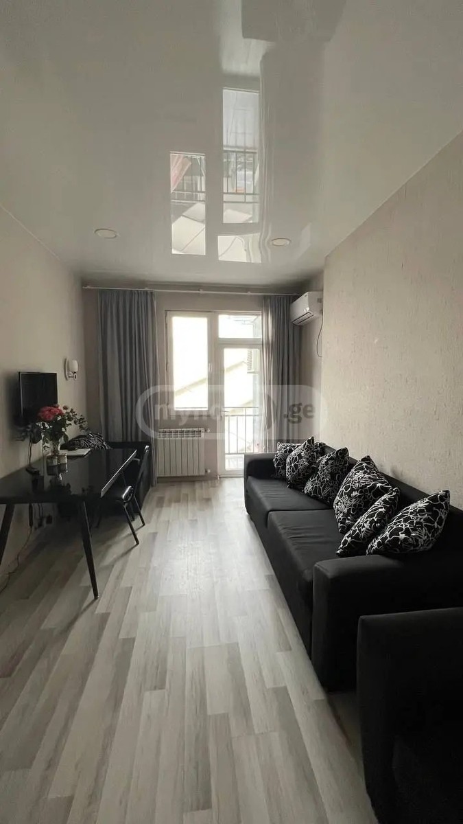 გუდიაშვილი ლ. ქ. 12 - 2 rooms