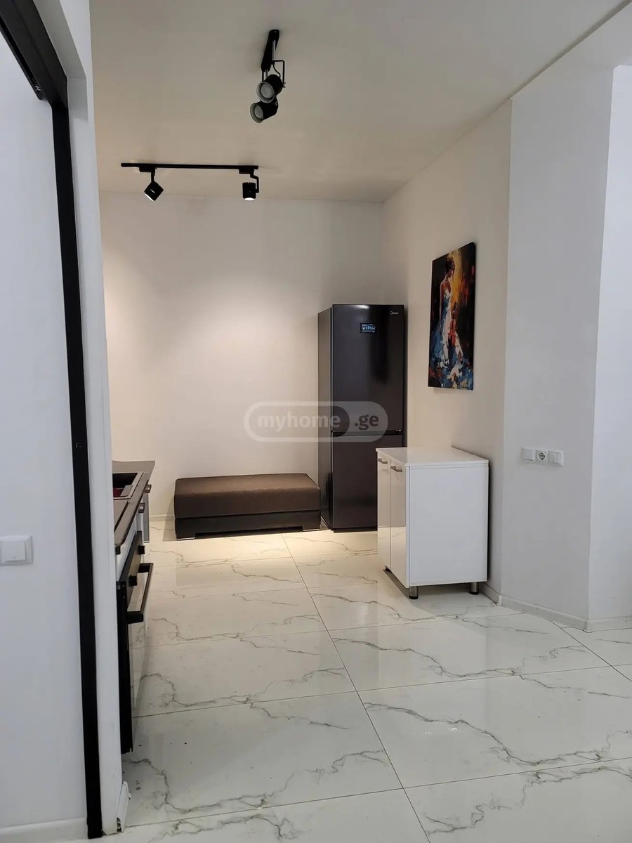 აბუსერიძე ტ. ქ. 22 - 3 rooms