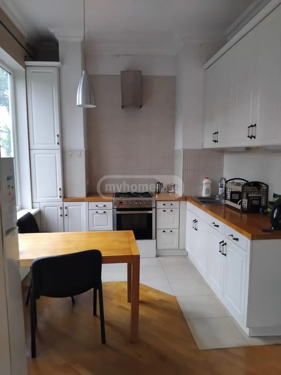 შარტავას ქ. 16 - 4 rooms