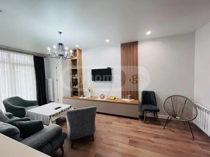 ტაძრის ქ. 20 - 4 rooms