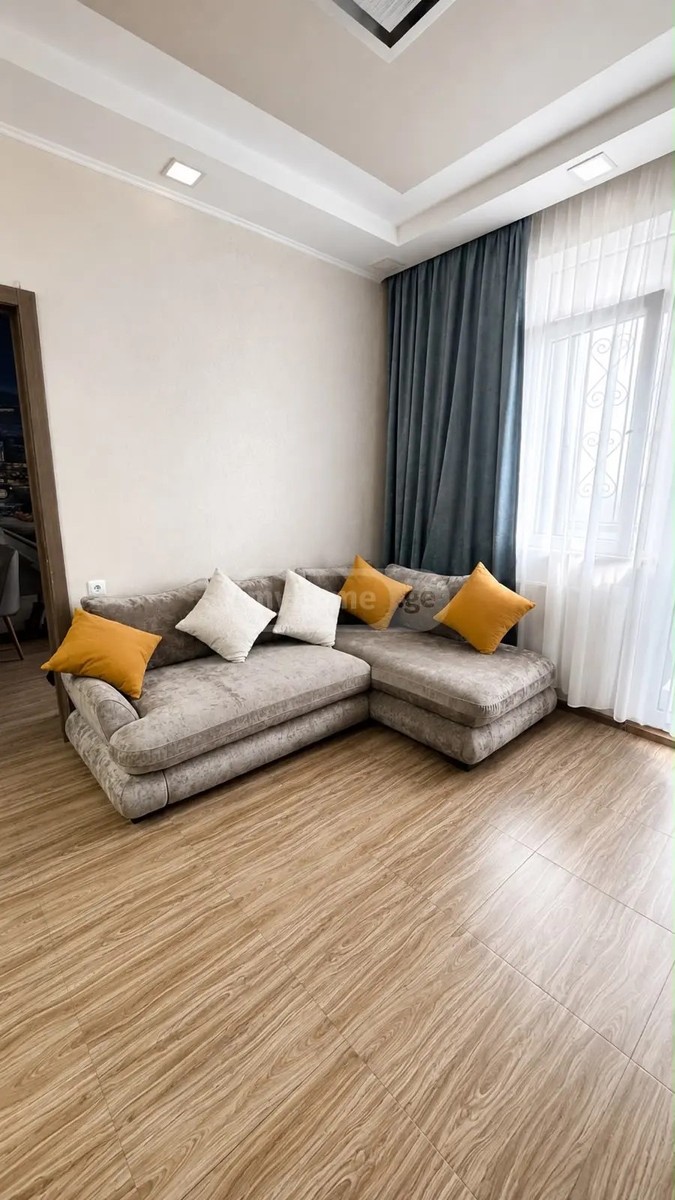 კუპრაძე ვ. ქ. 18 - 3 rooms