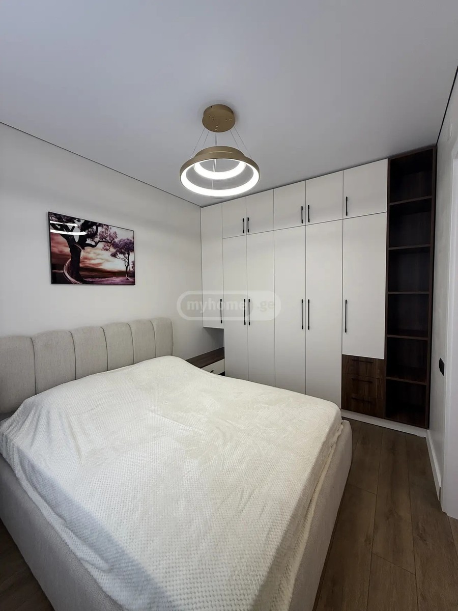 ჯავახიშვილის ქ. 23 - 3 rooms