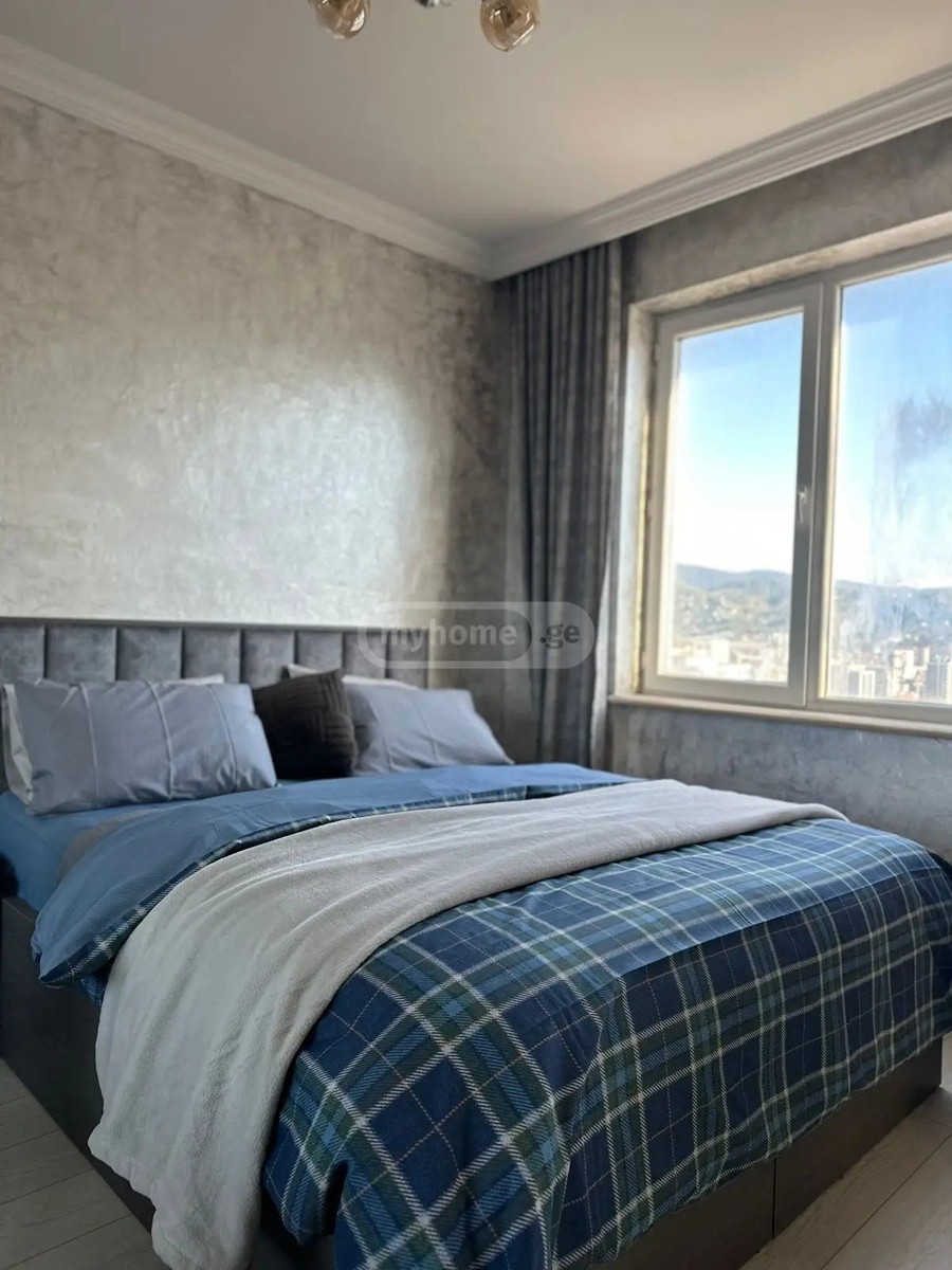 აღმაშენებლის ქ. 3 - 4 rooms