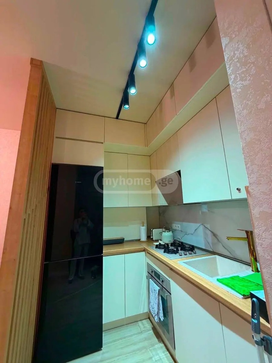 ანგისის 3 ჩიხი 8 - 3 rooms