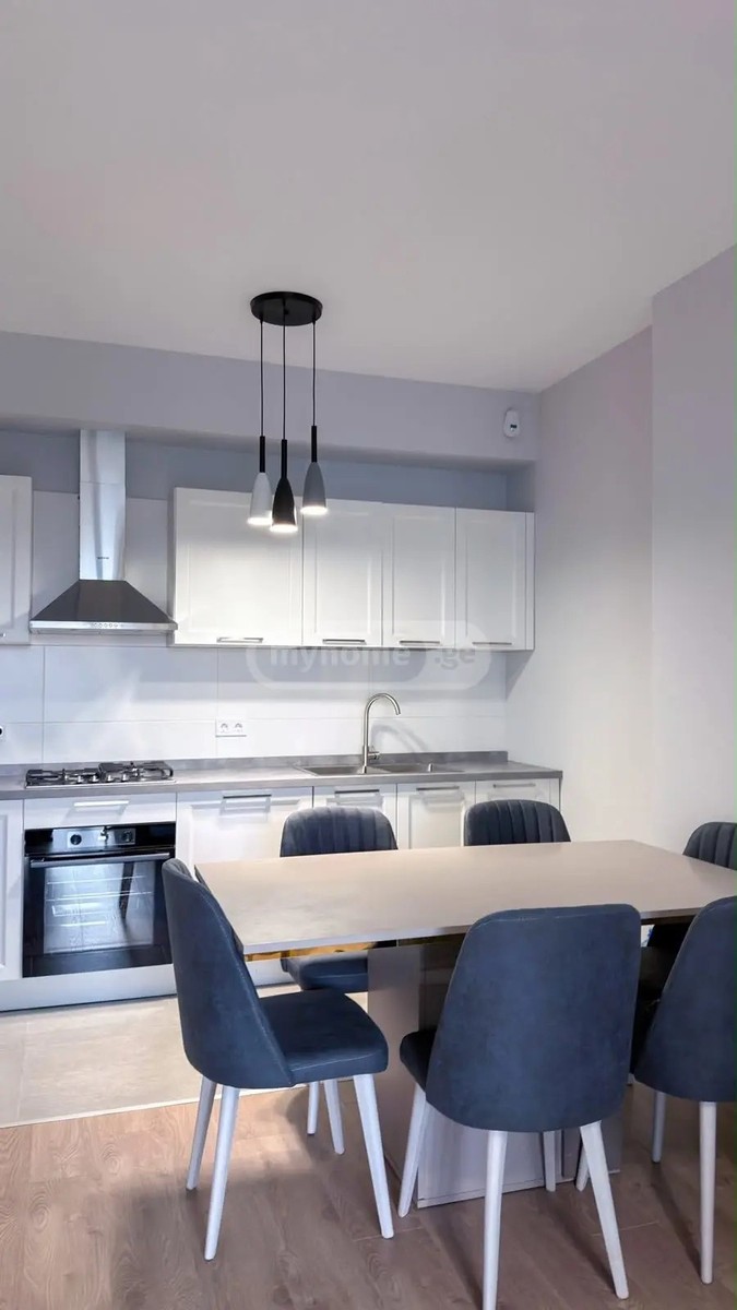 მარშალ გელოვანის გამზ.  - 3 rooms