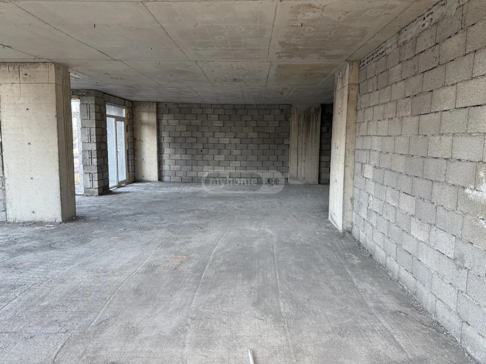 ჩაიკოვსკი პ. ქ. 66 - 4 rooms