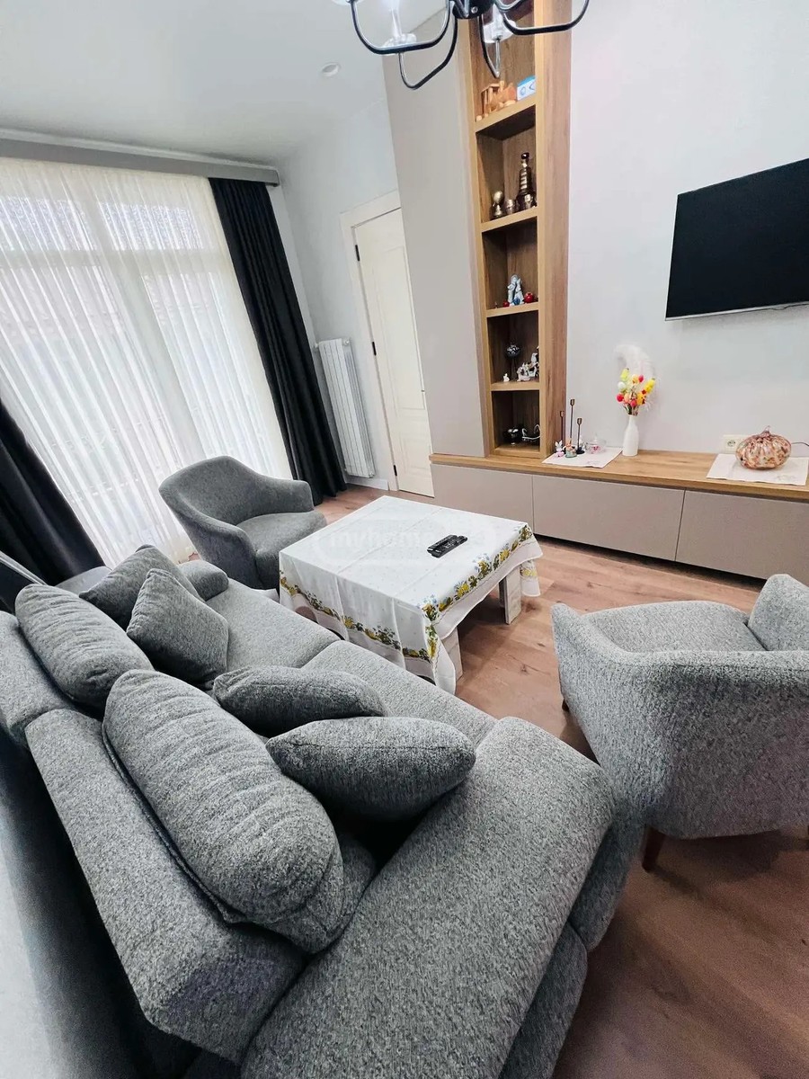 ტაძრის ქ. 22 - 4 rooms