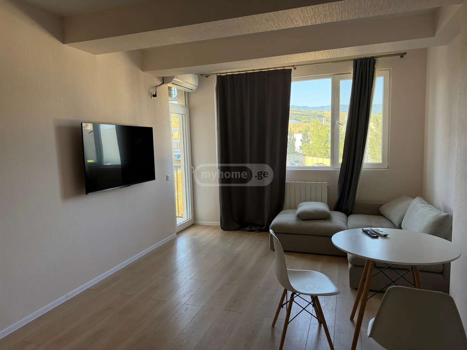 დემეტრე თავდადებულის ქუჩა 40 - 1 rooms