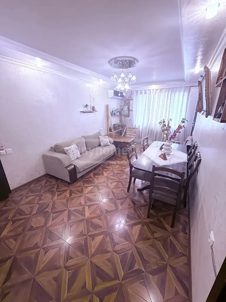 ლეონიძის ქ. 6ა - 4 rooms