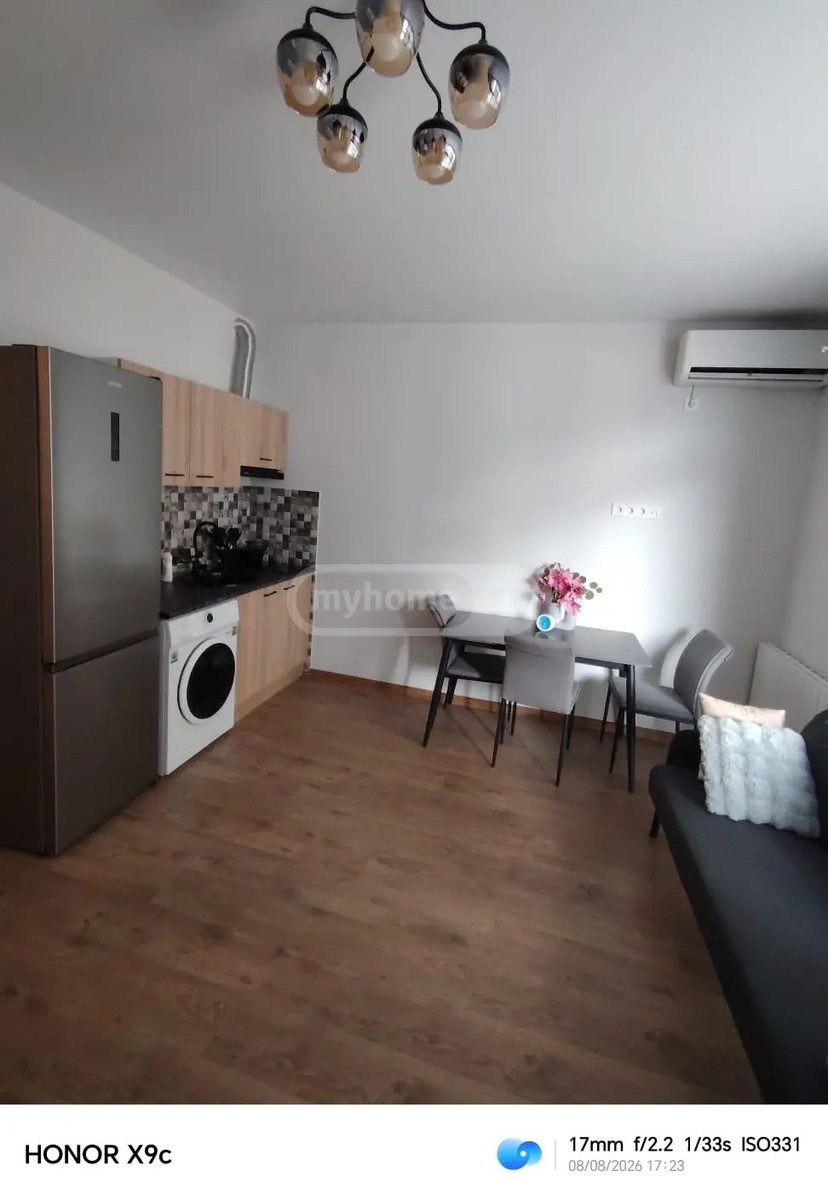 აღმაშენებლის ქ. 13 - 1 rooms