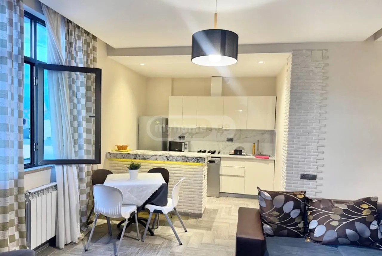რუსთაველის ქ.  - 3 rooms