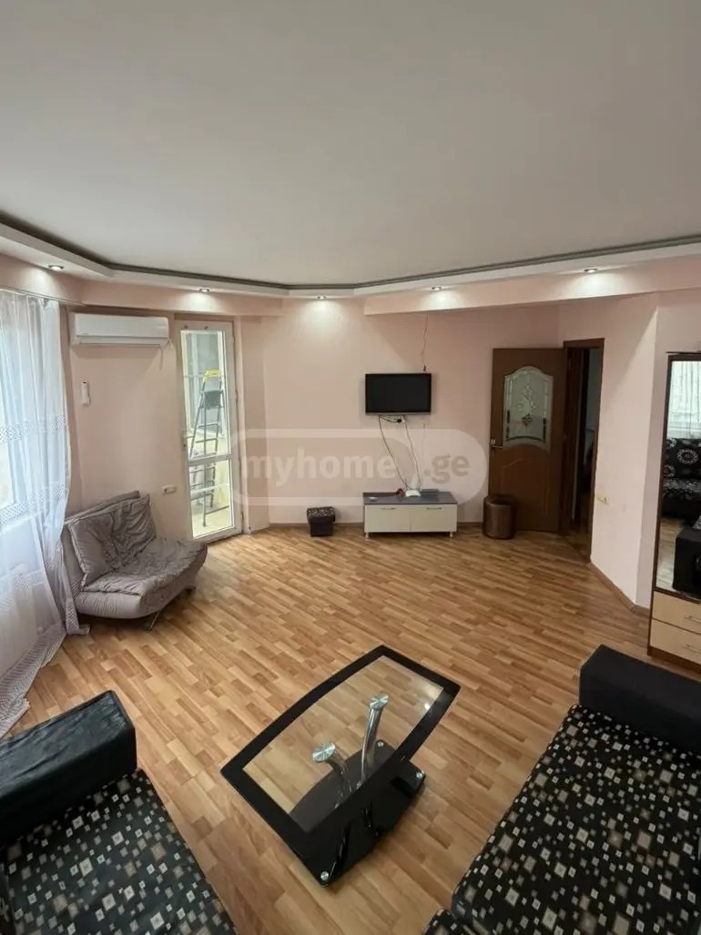 რუსთაველის ქ. 61 - 3 rooms