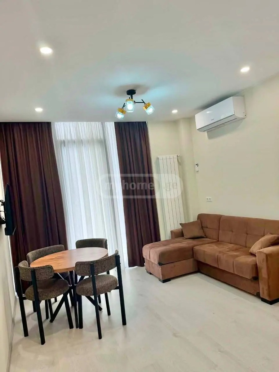 გორგასალი ვ. ქ.  - 3 rooms