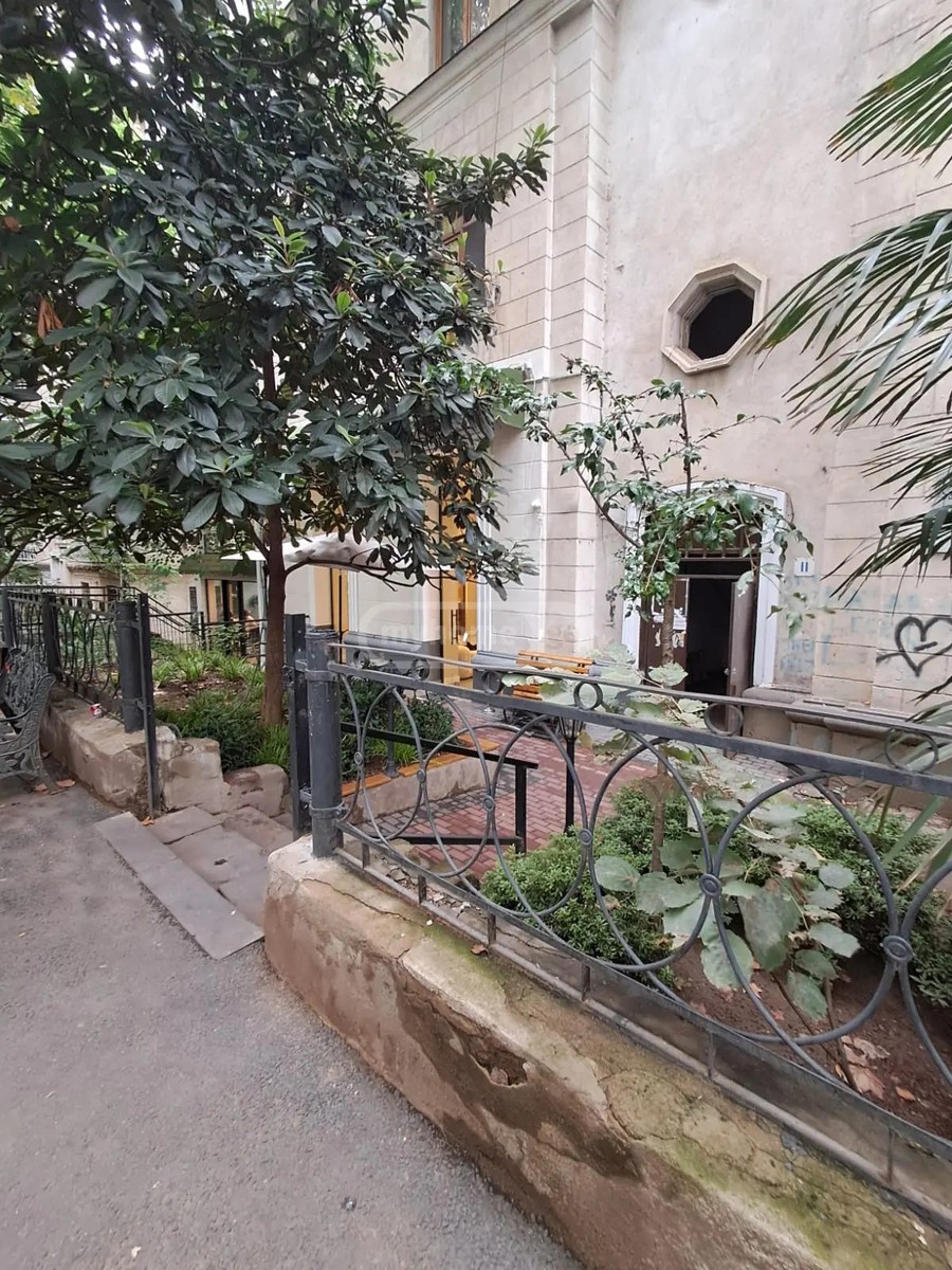 აბაშიძე ი. ქ. 52 - 3 rooms