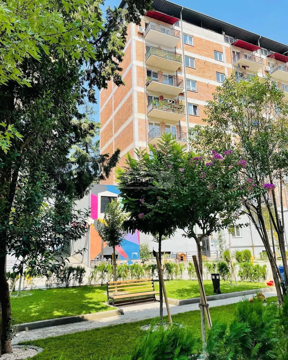 თორნიკე ერისთავის ქუჩა 8 - 2 rooms