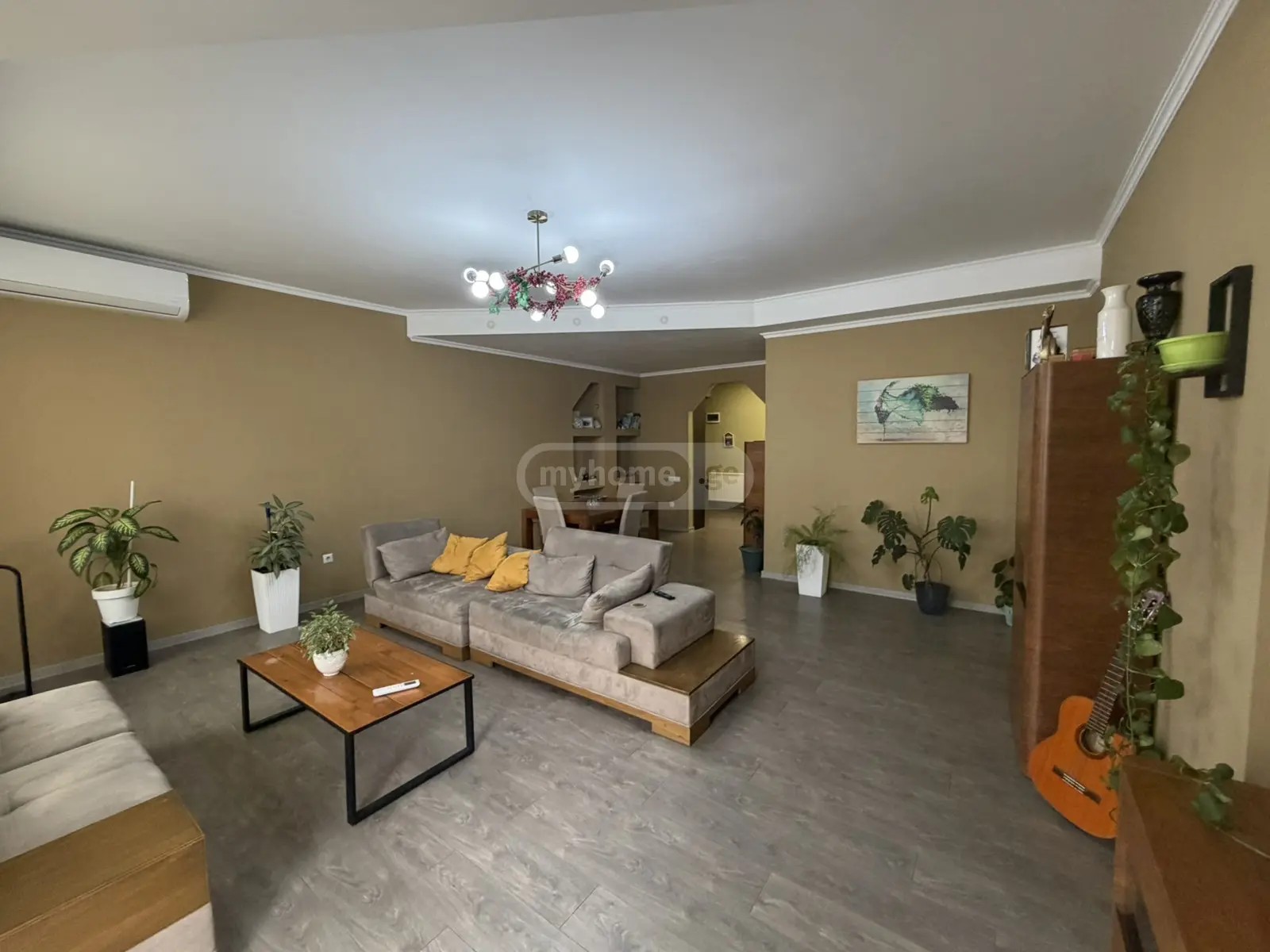ჩიქოვანი ს. ქ. 11 - 5 rooms