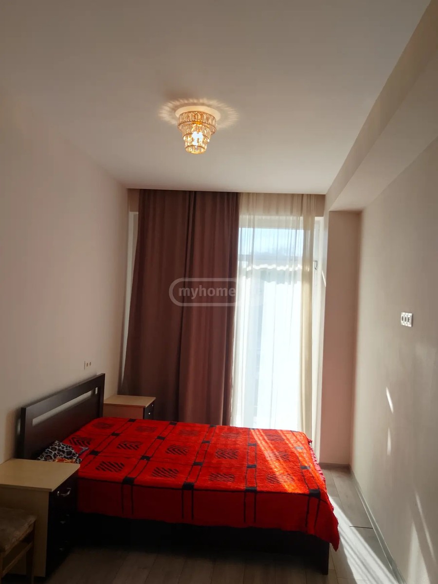 ნავთლუღის ქ. 9 - 4 rooms